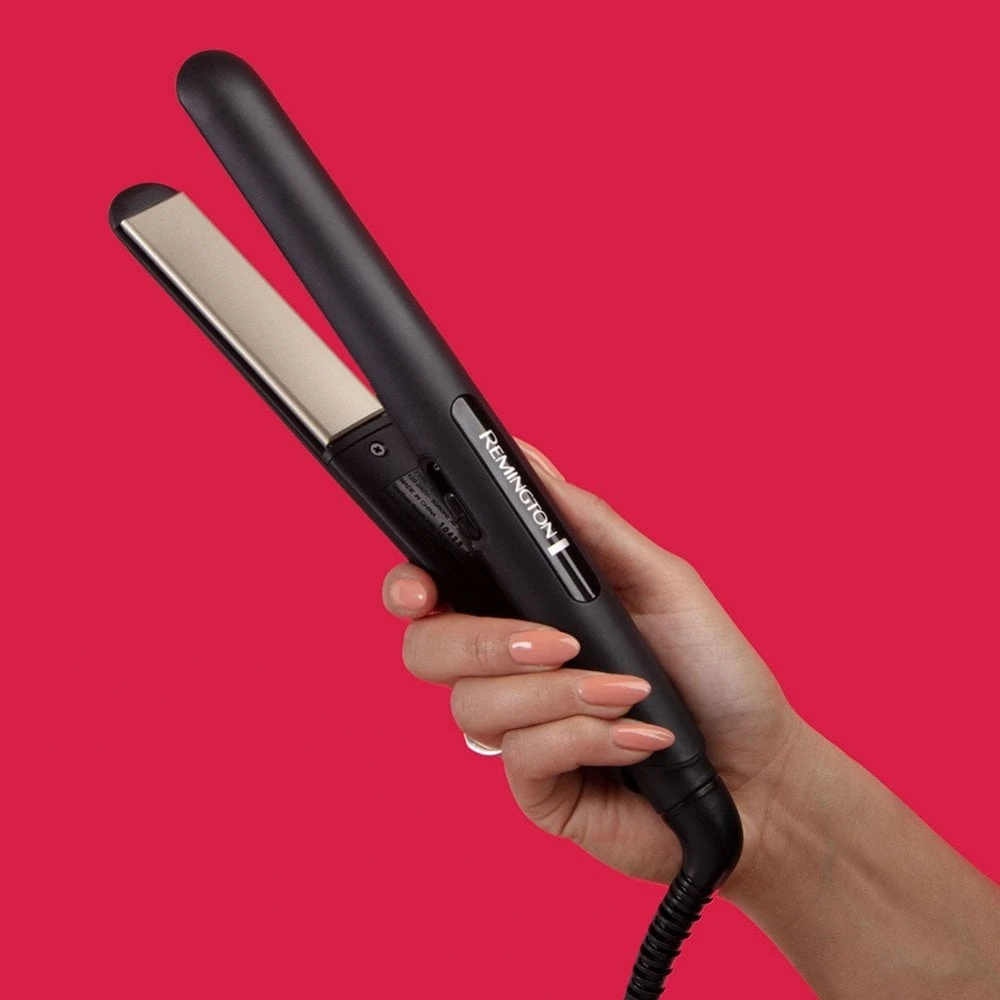 Remington Ceramic 220 Hair Straightener S1510 4 Remington Ceramic 220 Hair Straightener S1510 - Image 2