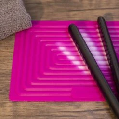 Wahl Colour Change Silicone Heat Mat Pink -Babyliss Care Shop colour change silicone heat mat pink p20091 84307 image