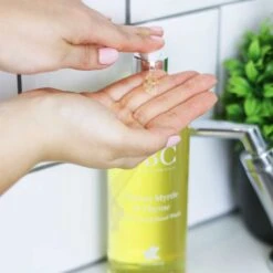 Lemon Myrtle & Thyme Deodorising Hand Wash 500ml 8 Lemon Myrtle & Thyme Deodorising Hand Wash 500ml -Babyliss Care Shop lemon myrtle thyme deodorising hand wash 500ml p22233 48382 image